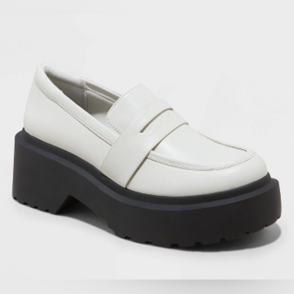 NWT Women’s Wild Fable Loafer Flats